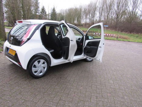 Toyota Aygo - 1.0 VVT-i x-play | Achteruit-rij camera - 1