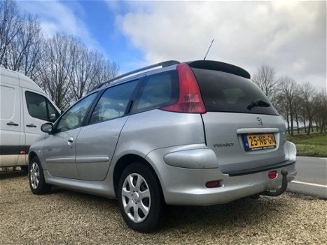 Peugeot 206 SW - 1.6-16V Quiksilver, BJ 2004, APK Feb 2021, NAP - 1