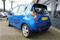 Chevrolet Spark - 1.2 82PK LT Navi, Clima, Stoelverw, Pdc, Usb - 1 - Thumbnail