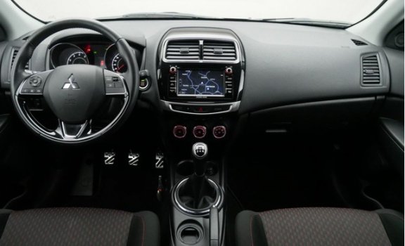 Mitsubishi ASX - 1.6 Cleartec Connect Pro, Navigatie, Xenon - 1