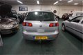 Fiat Croma - 2.2-16V Active , AIRCO, CRUISE CONTROLE, KEURIG ONDERHOUDEN, APK 15-11-2020 , TREKHAAK, - 1 - Thumbnail