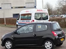 Renault Twingo - 1.2 16V Authentique, bj.2011, zwart metallic, NAP met 106313 km.APK 04/2020 en 1e e