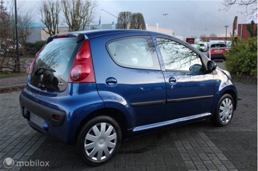 Peugeot 107 - 1.0-12V 5-Drs XS Airco Centr.Vergr. Elek, Ramen Toerenteller Radio/Cd/Aux 12V.-Aansl. - 1