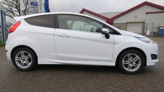 Ford Fiesta - 1.0 EcoBoost Titanium 100 pk, Sport Pakket, ECC Airco - 1