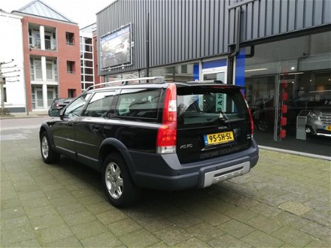 Volvo XC70 - 2.5 T Momentum Dealer oh/1ste eigenaar/Automaat/Leer/Stoelverwarming/Cruise/PDC/Clima/N - 1