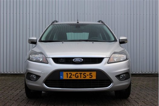 Ford Focus Wagon - 1.8 125PK Titanium Trekhaak, Navigatie, Spoiler - 1