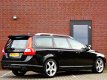 Volvo V70 - 2.0T R-Edition Navigatie/xenon/Trekhaak - 1 - Thumbnail