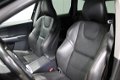 Volvo XC60 - 2.0 D3 FWD Momentum | Leder | Navigatie | LM Velgen | - 1 - Thumbnail