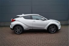 Toyota C-HR - 1.8 Hybrid First Edition l Navigatie | Stoelverwarming