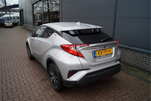 Toyota C-HR - 1.8 Hybrid First Edition l Navigatie | Stoelverwarming - 1