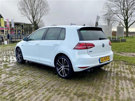 Volkswagen Golf - 1.4 TSI GTE BTW auto - Panoramadak - keyless - PHEV - Automaat Discover Pro - 1