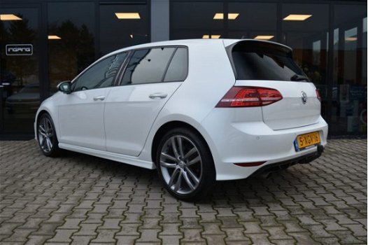 Volkswagen Golf - 1.2 TSI R Line Org.NL | Dealer Onderhouden | 1 Ste Eigenaar | Navigatie | - 1