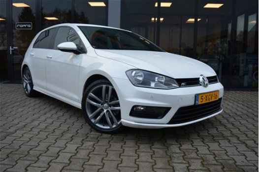 Volkswagen Golf - 1.2 TSI R Line Org.NL | Dealer Onderhouden | 1 Ste Eigenaar | Navigatie | - 1