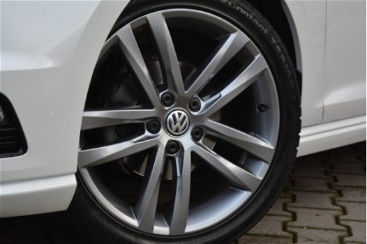 Volkswagen Golf - 1.2 TSI R Line Org.NL | Dealer Onderhouden | 1 Ste Eigenaar | Navigatie | - 1