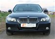 BMW 3-serie - 318i High Executive AUTOMAAT / NAVI / NETTE AUTO - 1 - Thumbnail