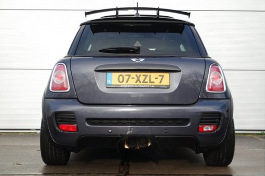 Mini Mini Cooper - 1.6 S John Works Edition / Xenon/ Navigatie/ Park.sens/ Leder/ Panorama-dak/ Park - 1