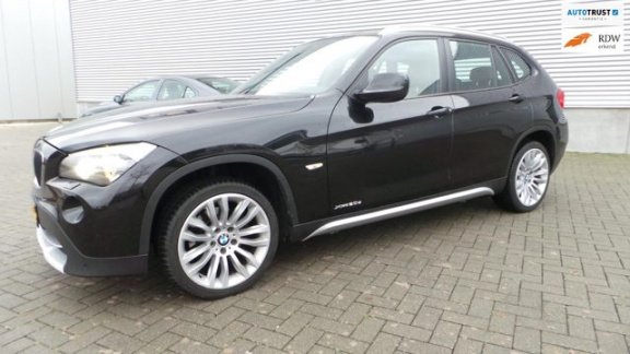 BMW X1 - XDrive20d Executive - 1