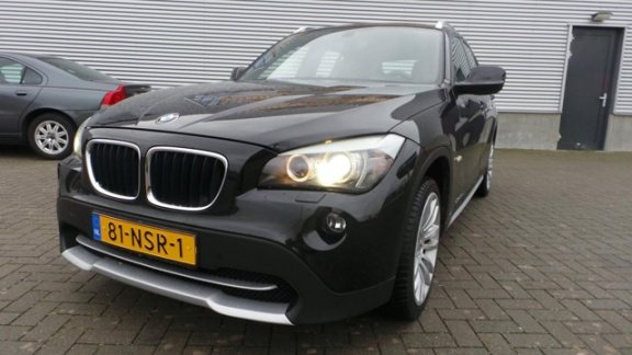 BMW X1 - XDrive20d Executive - 1