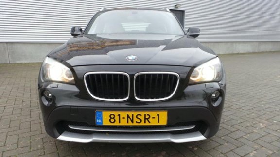 BMW X1 - XDrive20d Executive - 1