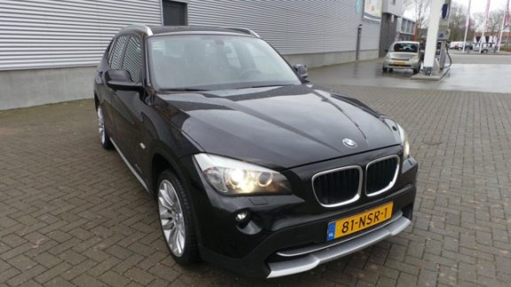 BMW X1 - XDrive20d Executive - 1