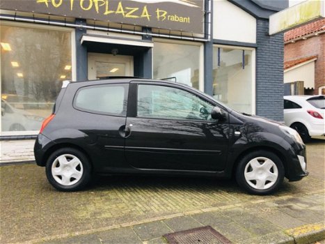 Renault Twingo - 1.2-16V / PANO.DAK/ USB/ AUX/ ELEKTR.PAKKET/ CV/ NIEUWE APK - 1