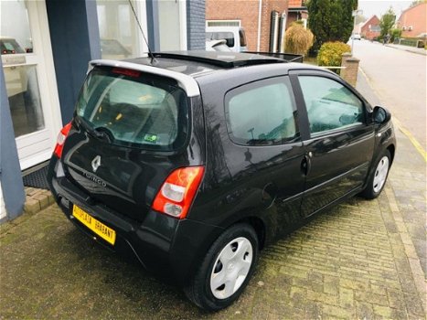 Renault Twingo - 1.2-16V / PANO.DAK/ USB/ AUX/ ELEKTR.PAKKET/ CV/ NIEUWE APK - 1