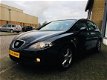 Seat Leon - 1.6 Sport / AIRCO/ ELEKTR.PAKKET/ AUX/ CARKIT/ CV/ NIEUWE APK - 1 - Thumbnail