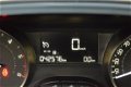 Peugeot 208 - 1.6 BlueHDi Active 100PK 5drs met navigatie, bt tel, airco, cruise control en 2 sets l - 1 - Thumbnail