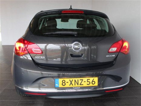 Opel Astra - 1.4 100 pk Business+ | Navigatie | - 1