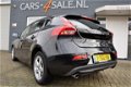 Volvo V40 - T3 150pk Business Prof. + Ecc + Lmv + Navi + Stoelverwarming - 1 - Thumbnail