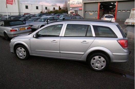 Opel Astra Wagon - 1.9 CDTi Essentia Airco 5Drs 2006 Trekhaak - 1