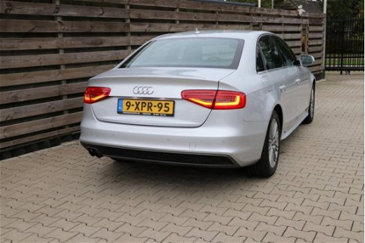 Audi A4 - 1.8 TFSIe Limited S Limousine / Navigatie / 170 PK 6 Maand Bovag garantie - 1