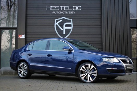 Volkswagen Passat - 3.2 V6 Highline 4-Motion Cobalt Blau Perleffekt NL AUTO | NAP | VW ONDERHOUDEN - 1