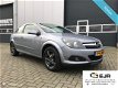 Opel Astra GTC - 1.8 16V Cosmo CLIMA, CRUISE, NAVIGATIE, XENON - 1 - Thumbnail