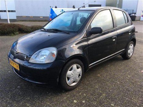 Toyota Yaris - 1.3-16V VVT-i Sol Zwart Airco 5-drs Elek.ramen - 1