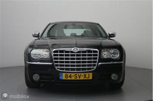 Chrysler 300C - 3.0 V6 CRD ZEER NETTE STAAT 228000 KM NL. AUTO - 1