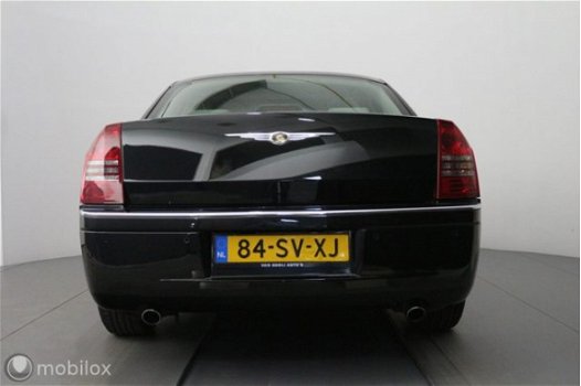 Chrysler 300C - 3.0 V6 CRD ZEER NETTE STAAT 228000 KM NL. AUTO - 1