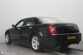 Chrysler 300C - 3.0 V6 CRD ZEER NETTE STAAT 228000 KM NL. AUTO - 1 - Thumbnail