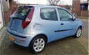 Fiat Punto - 1.4 16V 3DR Young - 1 - Thumbnail