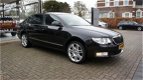 Skoda Superb - 1.8 TSI 160 PK Elegance Business Line | Leder interieur | Schuifdak | Xenon | Navigat - 1 - Thumbnail