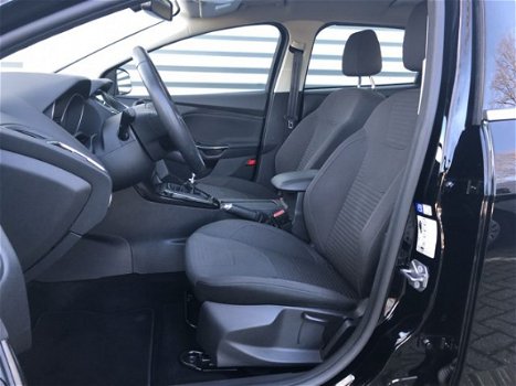 Ford Focus Wagon - 1.0 125pk Titanium | Elektrisch wegklapbare trekhaak | Navigatie met bluetooth | - 1