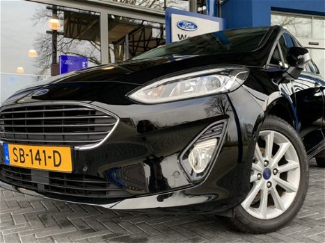 Ford Fiesta - 1.5 TDCi Titanium Voorstoelen verwarmd | Buitenspiegels elektrisch inklapbaar | Elektr - 1