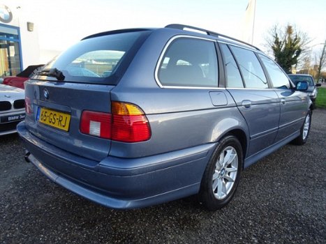 BMW 5-serie Touring - 520i Executive - 1