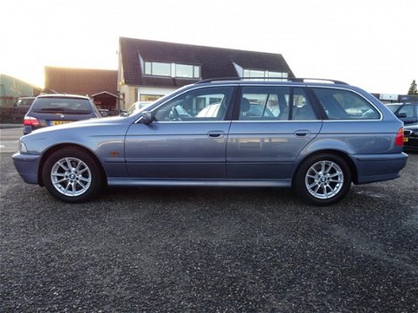 BMW 5-serie Touring - 520i Executive - 1