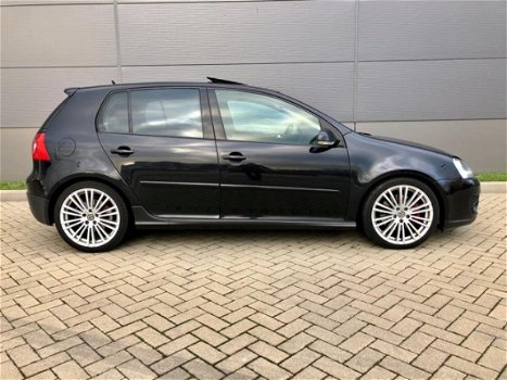 Volkswagen Golf - 2.0 TFSI GTI 2006 DSG XENON NAVI SCHUIFDAK R32 - 1