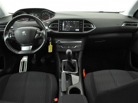 Peugeot 308 - 1.2 PureTech Active | 18 Inch | Navigatie | Climate Control - 1