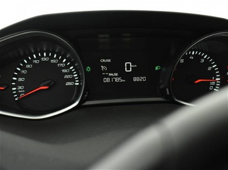Peugeot 308 - 1.2 PureTech Active | 18 Inch | Navigatie | Climate Control - 1