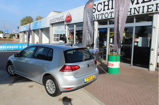 Volkswagen Golf - 1.2 TSI Trendline - 1