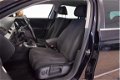Volkswagen Passat Variant - 2.0 TDI Comfortline 141PK Navigatie/Cruise/LMV/Chrome/Trekhaak kachelpan - 1 - Thumbnail