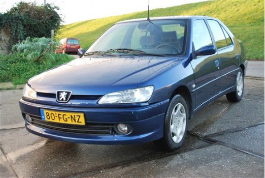 Peugeot 306 - 1.6 XT // 4 - Deurs // Stuurbekrachtiging // - 1